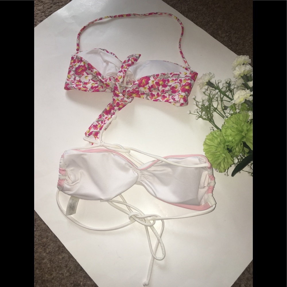 Victoria’s Secret Lot of 2 Bikini Swim Top Size S - Picture 2 of 6